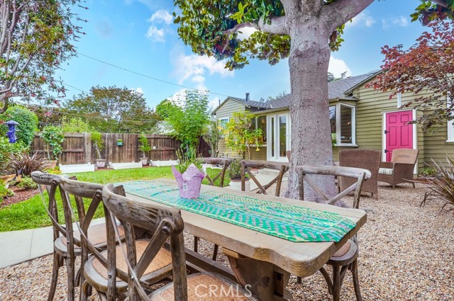 3952 Gaviota Avenue, Long Beach CA: https://media.crmls.org/medias/93c6d42a-7eeb-4584-966b-8b48af348d34.jpg