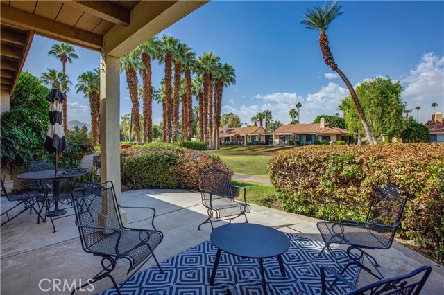 Detail Gallery Image 11 of 27 For 218 Castellana, Palm Desert,  CA 92260 - 2 Beds | 2 Baths
