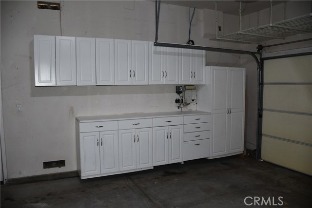 garage cabinets