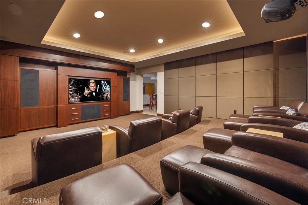 93c8fbd9 52cd 4269 A79b 4e5da9c08092