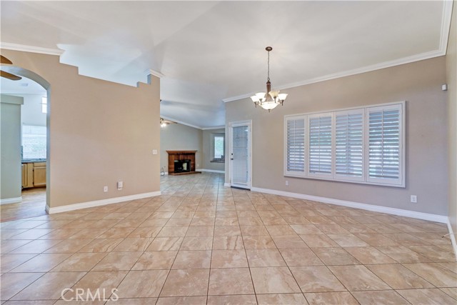 1946 Tamarack Lane, Hemet CA: https://media.crmls.org/medias/93c93995-3933-4ae7-8d77-9712c72c2905.jpg