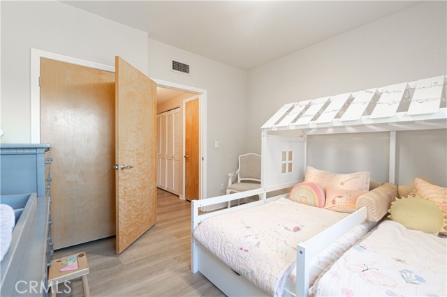 Detail Gallery Image 18 of 32 For 171 N Church Ln #403,  Los Angeles,  CA 90049 - 2 Beds | 2 Baths