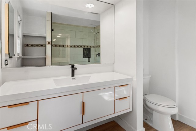 Detail Gallery Image 15 of 47 For 17361 Parthenia, –,  CA 91325 - 5 Beds | 4 Baths