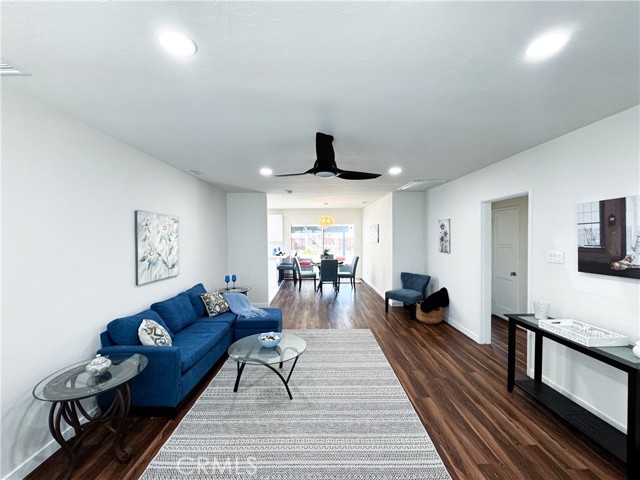 Detail Gallery Image 6 of 33 For 2817 Easy Ave, Long Beach,  CA 90810 - 3 Beds | 2 Baths