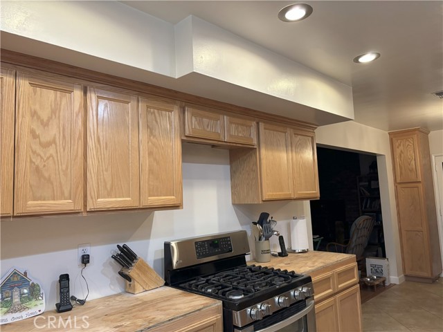42930 Lake Hughes Road, Lake Hughes CA: https://media.crmls.org/medias/93c9cec0-cb4a-4cf0-85b7-5ebca9b92039.jpg