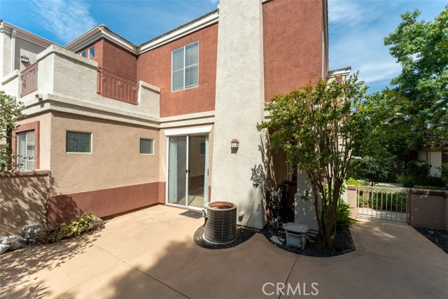 28 Mission Court, Lake Forest CA: https://media.crmls.org/medias/93ccab98-abaf-4af5-8f35-78d9e3039d13.jpg