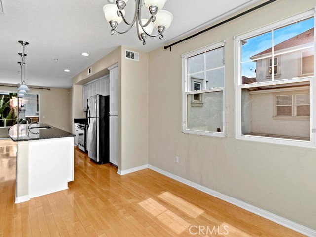 Detail Gallery Image 21 of 38 For 815 Harbor Cliff Way #239,  Oceanside,  CA 92054 - 3 Beds | 3/1 Baths
