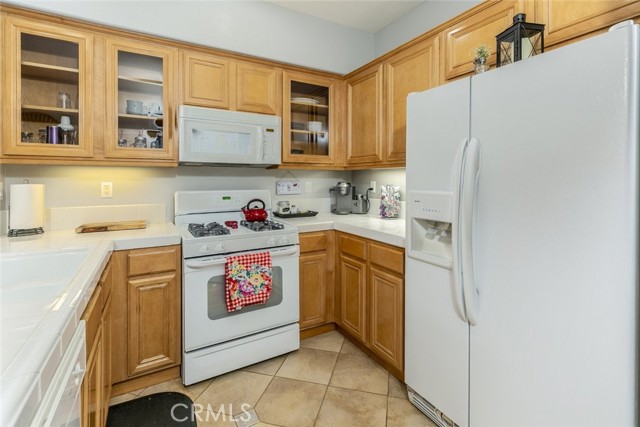 Detail Gallery Image 16 of 39 For 2727 Night Jasmine Dr, Simi Valley,  CA 93065 - 3 Beds | 2/1 Baths