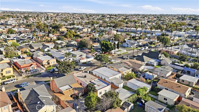 Detail Gallery Image 9 of 41 For 6315 Madden, Los Angeles,  CA 90043 - – Beds | – Baths