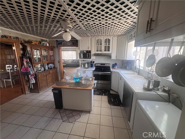 50137 40TH STREET WEST, Lancaster CA: https://media.crmls.org/medias/93ce3b57-b2be-468c-a56c-fc030546eeed.jpg