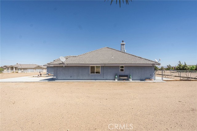 Detail Gallery Image 46 of 64 For 9735 Elsinore Rd, Oak Hills,  CA 92344 - 4 Beds | 2/1 Baths