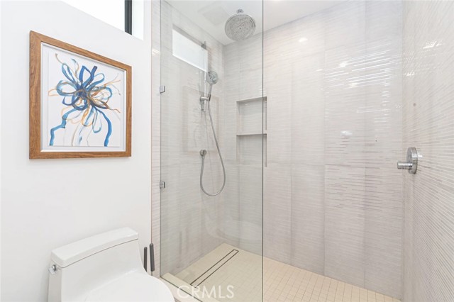 1034 W Balboa Boulevard, Newport Beach CA: https://media.crmls.org/medias/93d0beb6-3156-4ae9-a40c-069a3fc4bd31.jpg