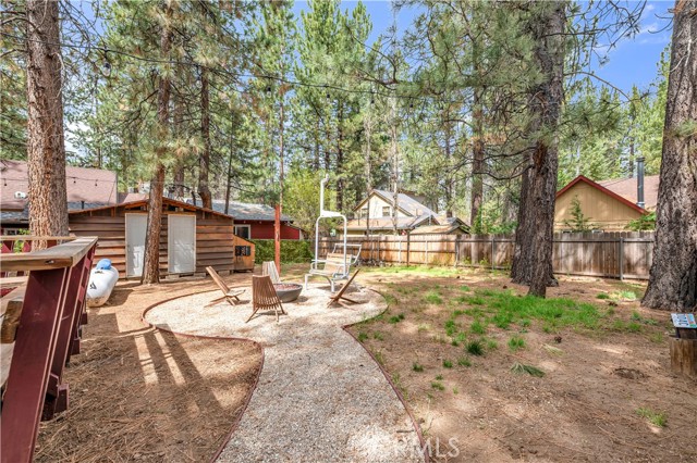 42660 La Placida, Big Bear Lake CA: https://media.crmls.org/medias/93d0ff05-86ff-4e15-a7f6-4b14cf5916ef.jpg