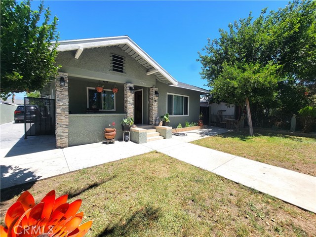 Detail Gallery Image 2 of 24 For 1265 W Mission Bld, Pomona,  CA 91766 - 3 Beds | 2 Baths