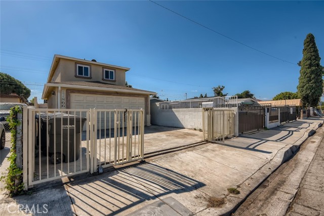 Detail Gallery Image 1 of 27 For 11866 167th St, Artesia,  CA 90701 - 3 Beds | 1/1 Baths