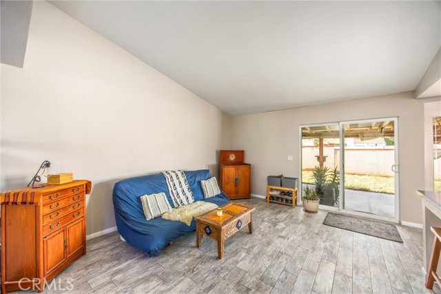 Detail Gallery Image 13 of 33 For 2201 Canyon, Colton,  CA 92324 - 3 Beds | 2 Baths