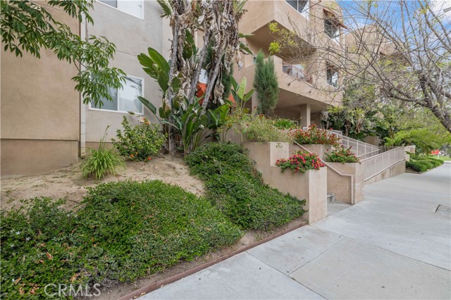Detail Gallery Image 3 of 35 For 9610 Zelzah Ave #306,  Northridge,  CA 91325 - 2 Beds | 2 Baths