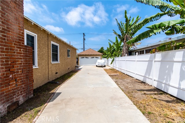 4165 Heather Road, Long Beach, California 90808, 3 Bedrooms Bedrooms, ,2 BathroomsBathrooms,Single Family Residence,For Sale,Heather,PW24160786