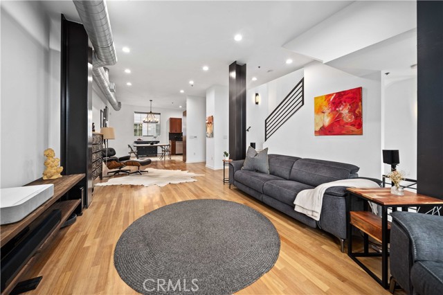 Detail Gallery Image 6 of 43 For 5350 Playa Vista Dr #19,  Playa Vista,  CA 90094 - 3 Beds | 2/1 Baths