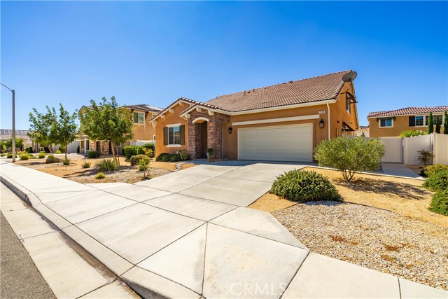 4 Bed Home for Sale in Palmdale, California