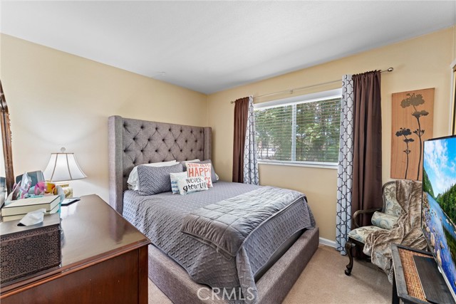 6316 E Woodsboro Avenue, Anaheim Hills CA: https://media.crmls.org/medias/93d4ad55-0b92-4f1a-90dd-ce4823b3629f.jpg