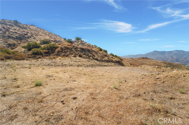 11085 Canyon Circle, Corona CA: https://media.crmls.org/medias/93d4bb0b-a611-452a-8d93-d35bb26428af.jpg