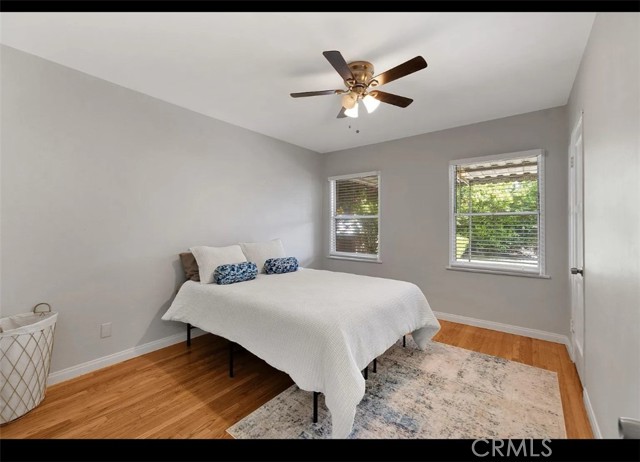17621 Lemay Street, Lake Balboa CA: https://media.crmls.org/medias/93d4c939-0e28-4920-9821-ab864c648e21.jpg