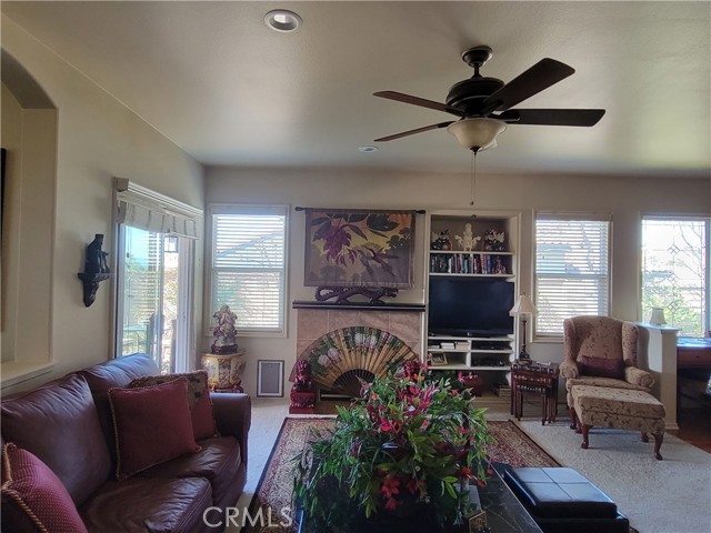 27869 Panorama Hills Drive, Menifee CA: https://media.crmls.org/medias/93d573ca-5cec-4b97-adfb-cc1d1fef2114.jpg