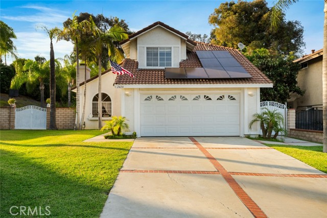 2424 Norte Vista Drive, Chino Hills CA: https://media.crmls.org/medias/93d65dad-cc8b-4361-9a3c-692a89d0a2a8.jpg