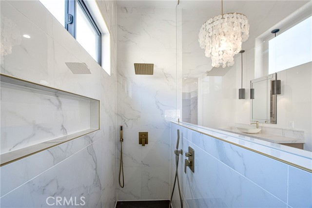 38721 Calle De Toros, Temecula CA: https://media.crmls.org/medias/93d7bab5-e177-4176-b29c-a1c7396cbccf.jpg