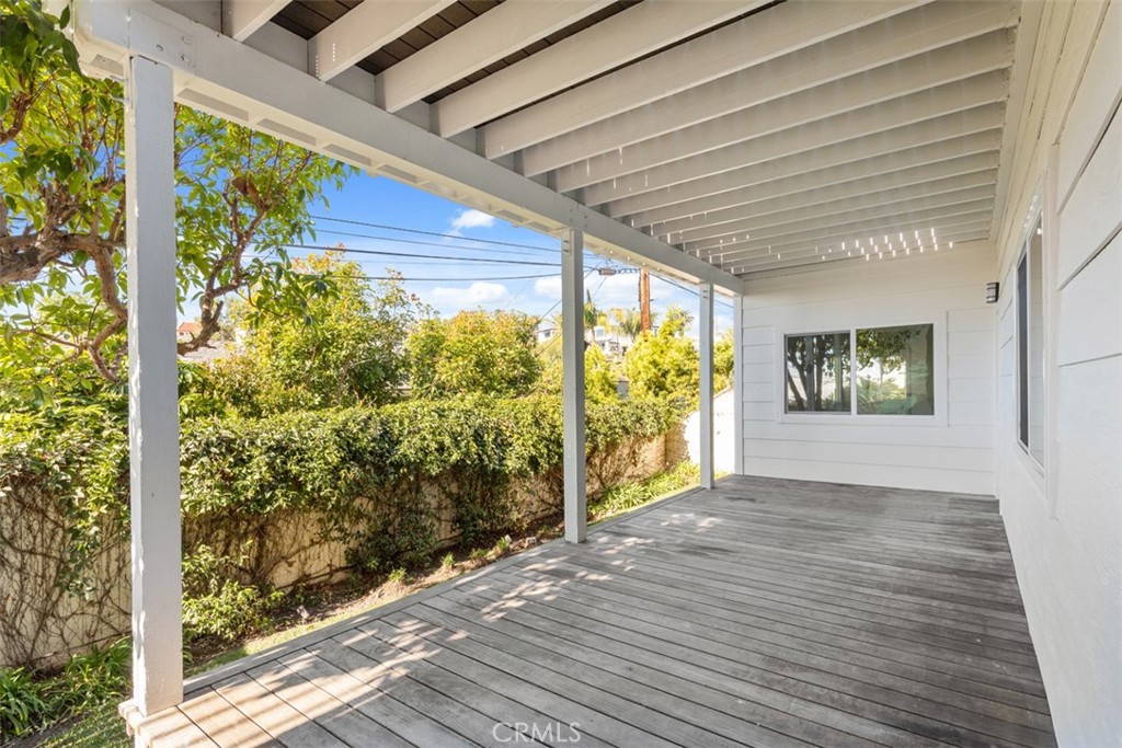 MLS #OC25268139 image #19