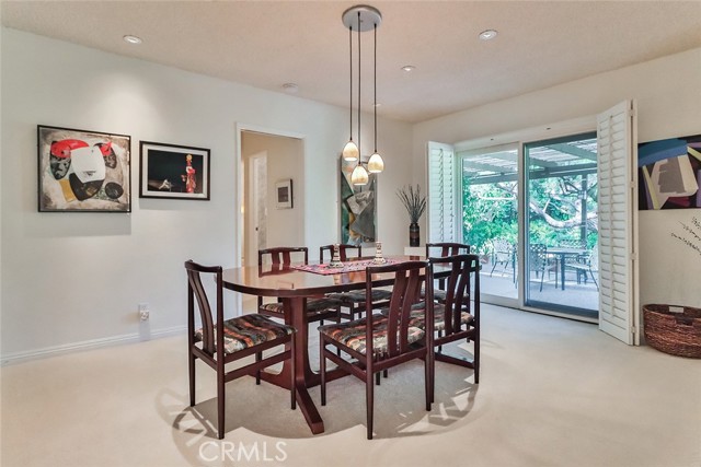 9845 Encino Avenue, Northridge CA: https://media.crmls.org/medias/93d8f524-1870-4e16-bc29-7e972740ee20.jpg