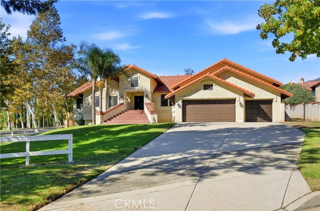 Detail Gallery Image 3 of 51 For 5498 Shadow Ln, Rancho Cucamonga,  CA 91737 - 4 Beds | 2/1 Baths