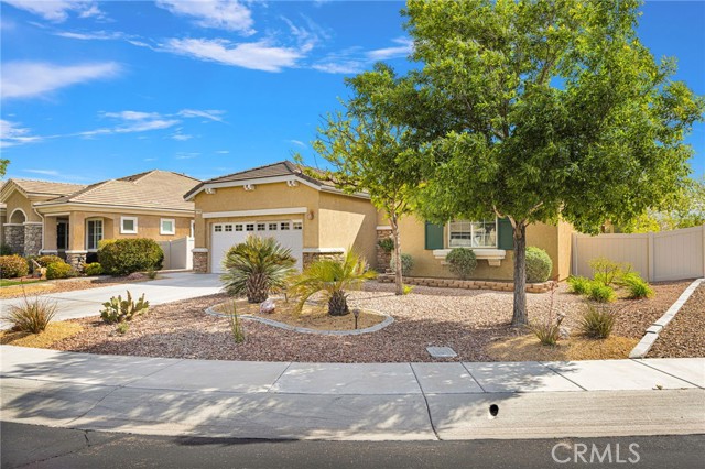 Detail Gallery Image 3 of 41 For 10429 Lanigan, Apple Valley,  CA 92308 - 2 Beds | 2 Baths