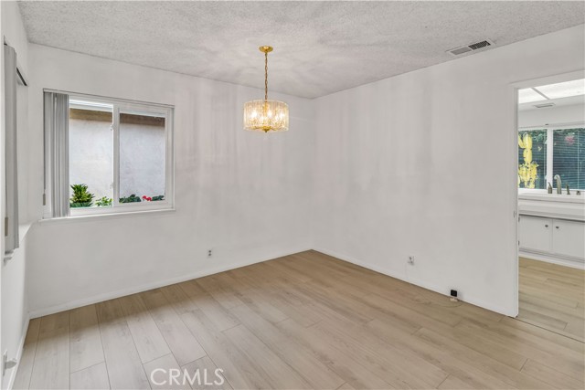 Detail Gallery Image 11 of 64 For 25396 Shawnee, Lake Forest,  CA 92630 - 4 Beds | 2/1 Baths