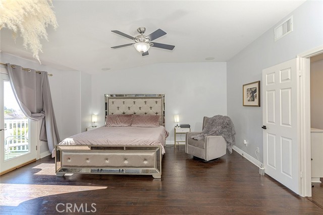 721 Cinnabar Place, Simi Valley CA: https://media.crmls.org/medias/93db3e20-2450-4bb6-a868-d923937d39db.jpg