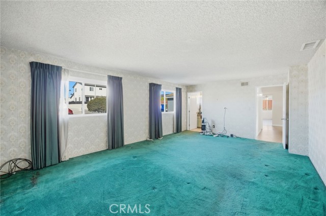 Detail Gallery Image 20 of 38 For 4975 Loris St, San Diego,  CA 92105 - 3 Beds | 2 Baths