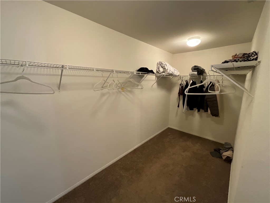 https://media.crmls.org/medias/93ddb4f5-f615-4b30-8004-59251273316a.jpg?preset=X-Large