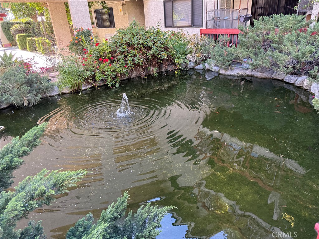 https://media.crmls.org/medias/93decbb2-5b89-4bdf-bc68-5f009c150589.jpg?preset=X-Large