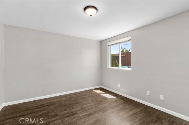 Image 7 of 25 For 4169 Myrtle Avenue