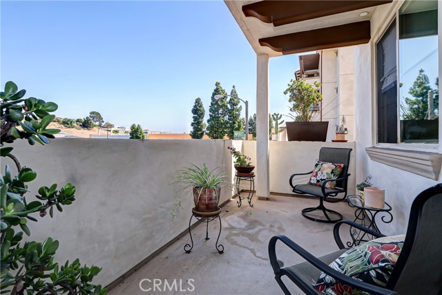 627 Deep Valley Drive, Rolling Hills Estates, California 90274, 1 Bedroom Bedrooms, ,1 BathroomBathrooms,Residential,For Sale,Deep Valley,SB25008674