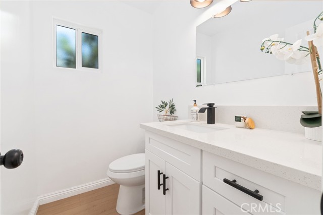 5701 Milton photo 16