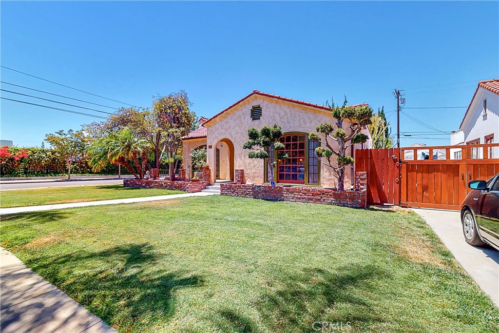 301 N Janss Street