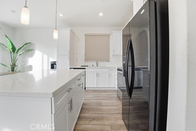 Detail Gallery Image 16 of 52 For 556 Enzo St, Lake Elsinore,  CA 92530 - 3 Beds | 2/1 Baths