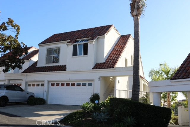 MLS #OC25250681 image #1