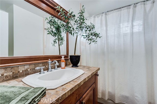 Detail Gallery Image 5 of 60 For 15224 Manzanares Rd, La Mirada,  CA 90638 - 3 Beds | 2 Baths