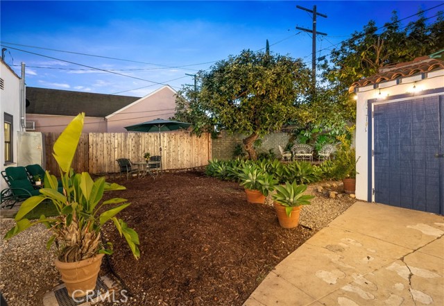 Detail Gallery Image 33 of 34 For 2431 S Holt Ave, Los Angeles,  CA 90034 - 3 Beds | 2 Baths