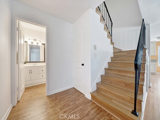 Detail Gallery Image 15 of 36 For 11261 Roanoke Ct, Cypress,  CA 90630 - 4 Beds | 2/1 Baths