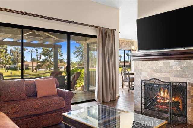 Detail Gallery Image 13 of 50 For 41390 Kansas, Palm Desert,  CA 92211 - 2 Beds | 2 Baths