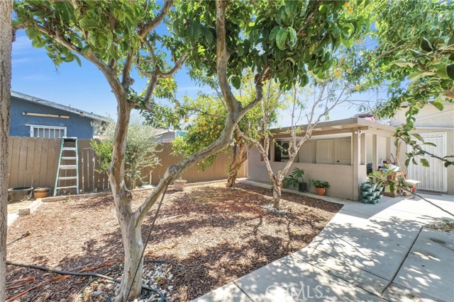 2513 W Occidental Street, Santa Ana CA: https://media.crmls.org/medias/93e31055-1014-481c-b5d7-19acd1951861.jpg